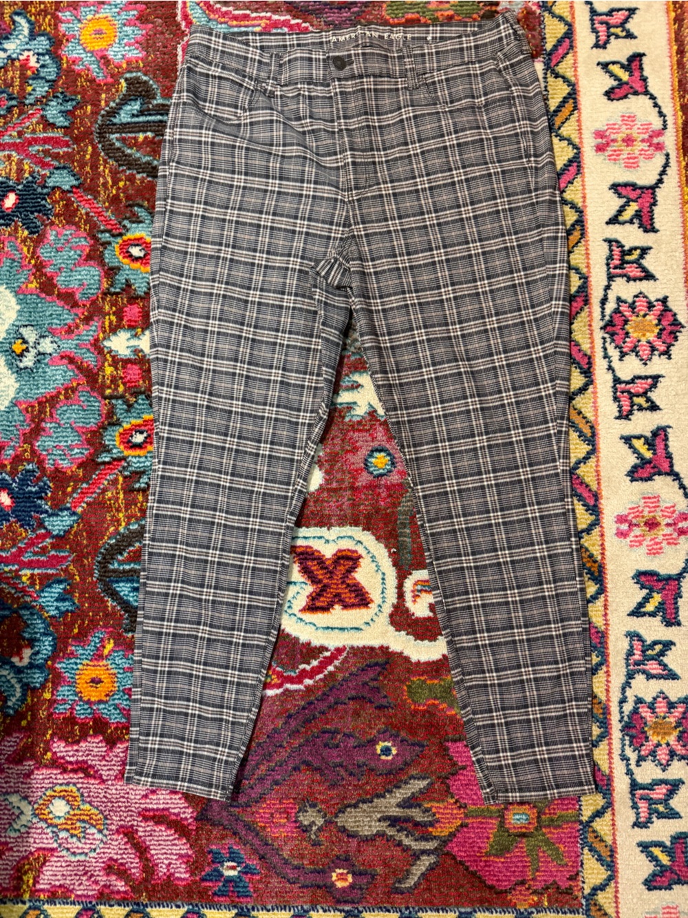 AE Gray Plaid Pants